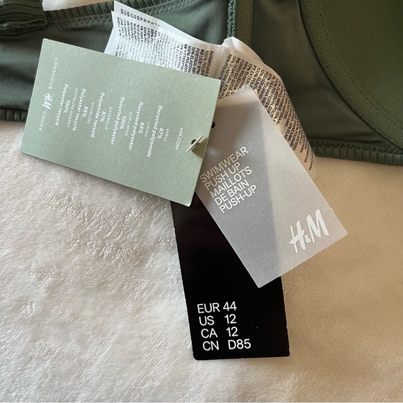 H&M Push-Up Bikini Top - Picture 8 of 10